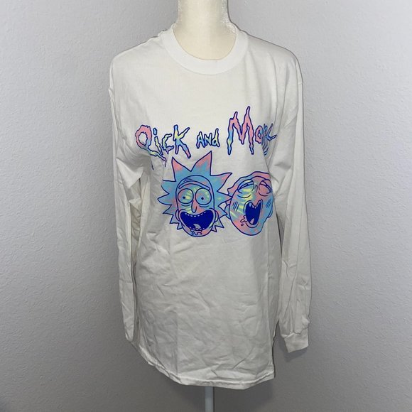 RICK AND MORTY Graphic Top - Picture 1 of 4